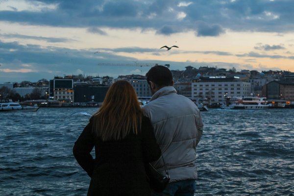 Où peut-on trouver une maison de vacances en Espagne avec des cours de cuisine et des visites de bodegas?